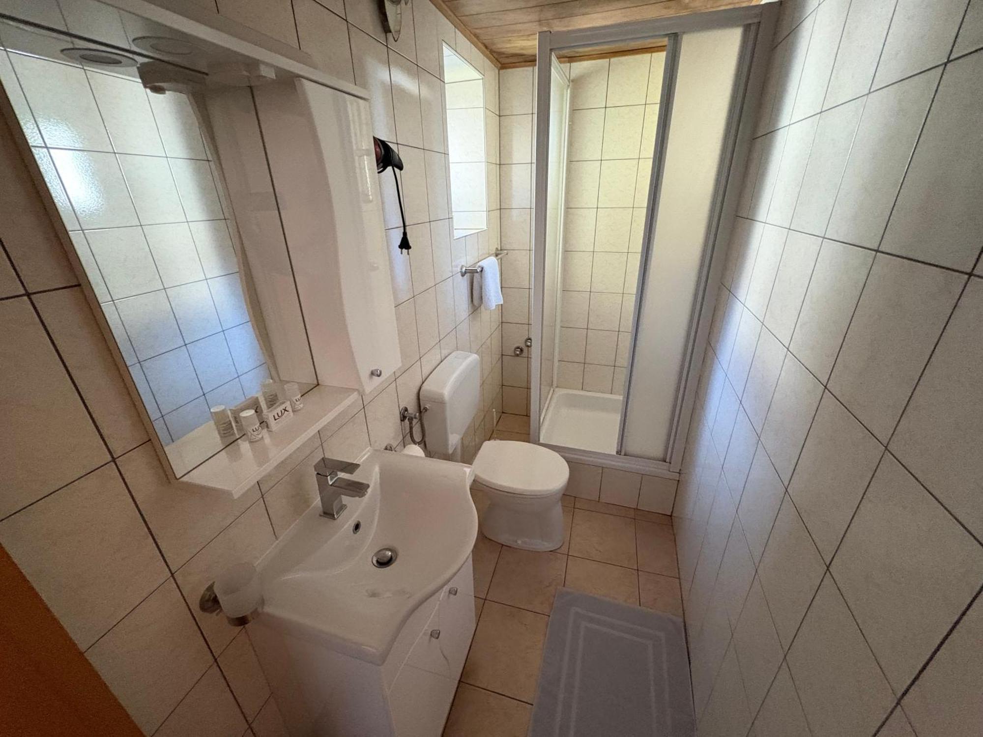 Gasthof Knezevic Leoben  Zewnętrze zdjęcie